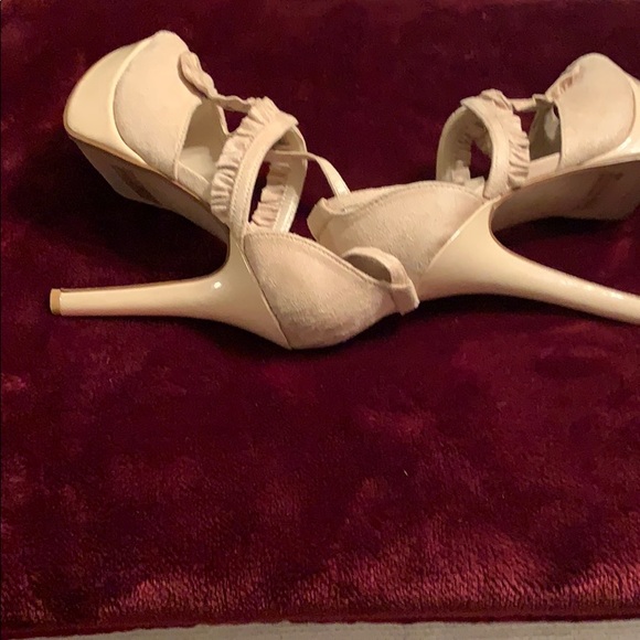 Shoes - Picture 3 of 3